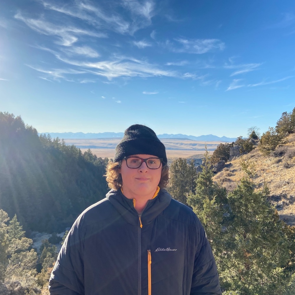 Meet your Posher, Leon